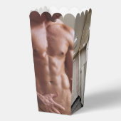 滑りやすいジョーの男の六パックのシャツなしのセクシーな筋肉 フェイバーボックス (正面)