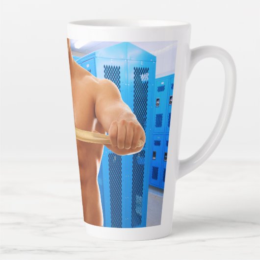 滑りやすいジョーの筋肉質な男のシルクのない胸6パック カフェラテマグ (右)