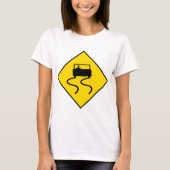 滑りやすい道路標識 Tシャツ (正面)