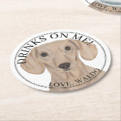 滑パーソナライズされたらかな赤いダッシュント結婚ドッグ ラウンドペーパーコースター (アングル)