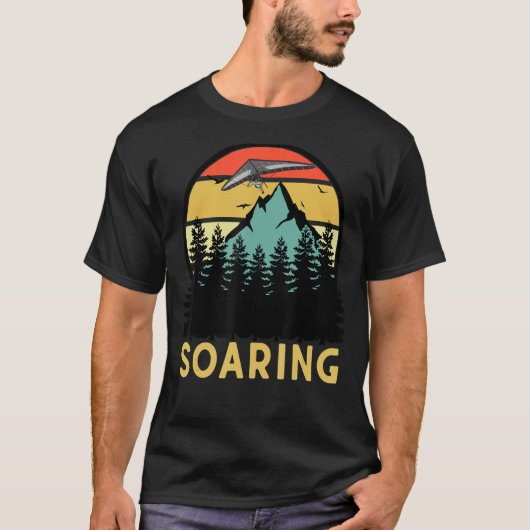 滑空つるレトロ滑空機高騰飛んでいる山 Tシャツ (正面)