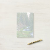 滝のように流れる川で金をもうける ポストイット (デスク上)