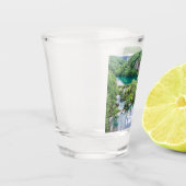 滝の滝の滝の滝クロアチアのプリトヴィツレイクス公園 ショットグラス (左)