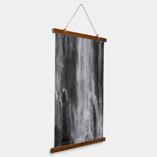 滝威厳のあるボカ、スロベニア黒白 吊り下げ型タペストリー (傾斜あり)