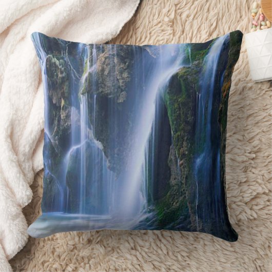 滝 クッション (ブランケット)