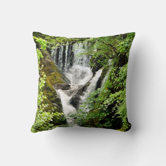 滝 クッション (裏面)