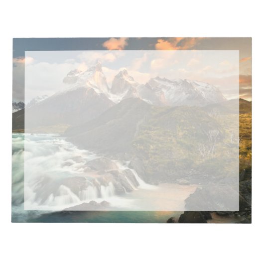 滝 |サルトグレード滝パタゴニアチリ ノートパッド (正面)