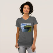 滝 |フェロー諸島,デンマーク Tシャツ (正面フル)