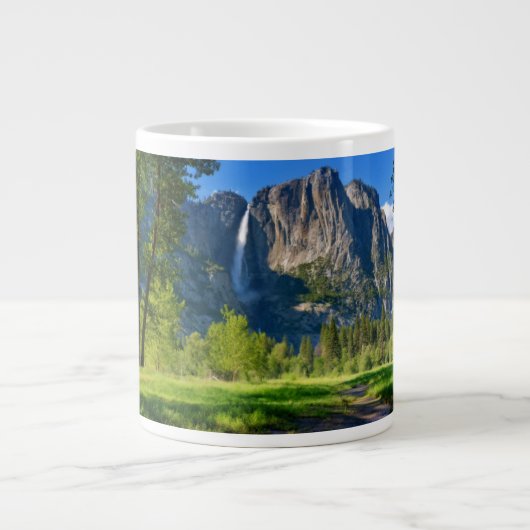 滝 |ヨセミテ滝，カリフォルニア ジャンボコーヒーマグカップ (正面)