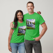 滝 | Kirkjufellsfoss,アイスランド Tシャツ (ユニセックス)