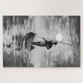 漁師オンザボート日没 – 白黒 ジグソーパズル (横)