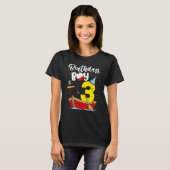 漁師3歳の誕生日の男の子魚釣り3歳 Tシャツ (正面フル)