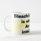 漂白された髪はフェイク・インテリジェンス！ コーヒーマグカップ (左)