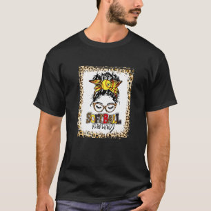 漂白ソフトボールMommy Messy Bunゲームデイマザーズ Tシャツ