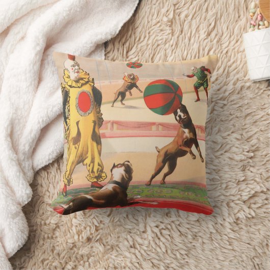 演技する犬とのピエロを示すサーカスポスター クッション (ブランケット)