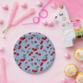 漫画かわいい赤いさくらんぼベリーグリーン葉のブルーバ ペーパープレート (パーティー)