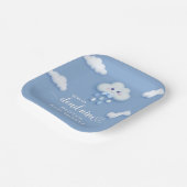 漫画のふわふわ白い雲9青い少年の赤ちゃんシャワー ペーパープレート (傾斜あり)