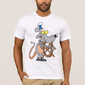 漫画のネズミの海賊船長が船を操縦 Tシャツ (正面)