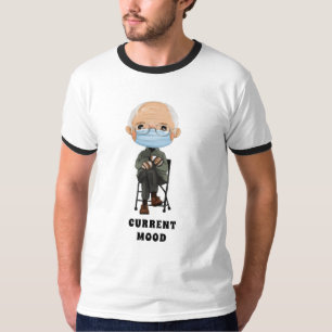 漫画のバーニー・サンダースと彼の暖かい茶色のミトン Tシャツ