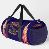 漫画のモンスタートラックの大きな車輪 ダッフルバッグ (右コーナー)
