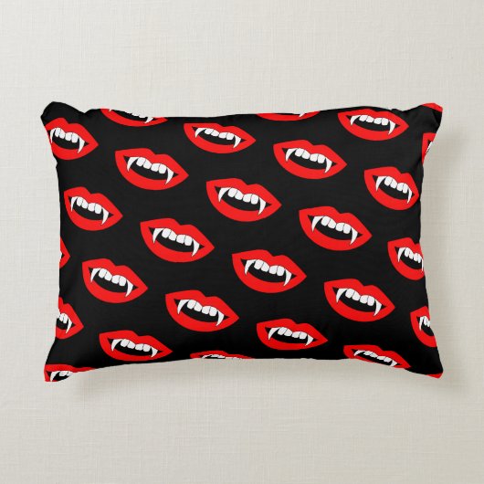 漫画のモンスターヴァンパイアの唇の鋭い歯の牙 アクセントクッション (正面)