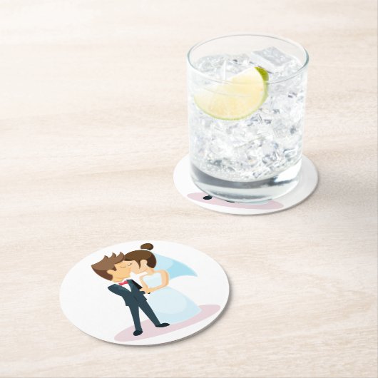 漫画の新婦キスをする結婚の ラウンドペーパーコースター (インサイチュ)