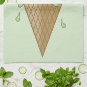 漫画の溶けるアイスクリームコーン(私は溶けています) キッチンタオル (折り畳み)