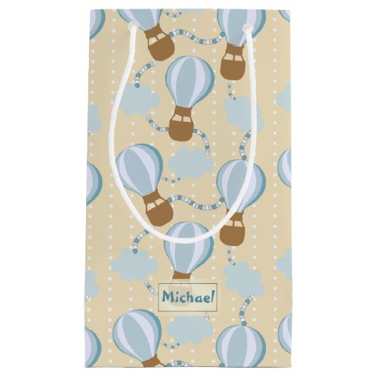 漫画の熱気球と雲の子供のパターン スモールペーパーバッグ (正面)