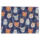 漫画の犬の顔と足のシームレスなパターン ラージペーパーバッグ (裏面)