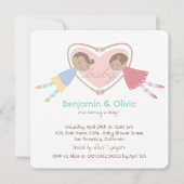 漫画の男の子ハート女の子ラブカップル赤ちゃんシャワー 招待状 (正面)