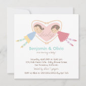 漫画の男の子ハート女の子ラブカップル赤ちゃんシャワー 招待状 (正面)