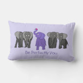 漫画の紫色の象"完全にあなたになる" ランバークッション (裏面)