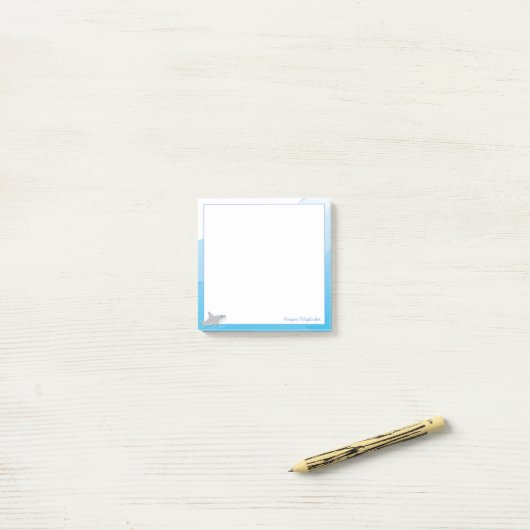 漫画の青い白い灰色のサメ動物名 ポストイット (デスク上)