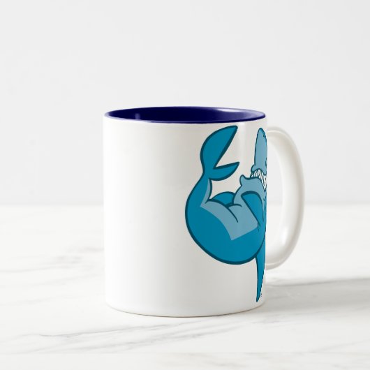 漫画の鮫の圧延の笑うマグ ツートーンマグカップ (正面右)