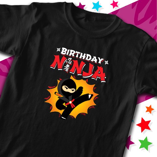 漫画ブックスタイルすごいパーティー誕生日忍者 Tシャツ