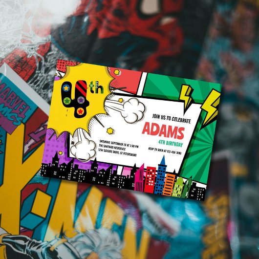 漫画ブックスーパーヒーロー4歳の誕生日 招待状