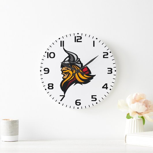 激しいバイキングの戦士の頭のノーズヘルメットと髭 ラージ壁時計