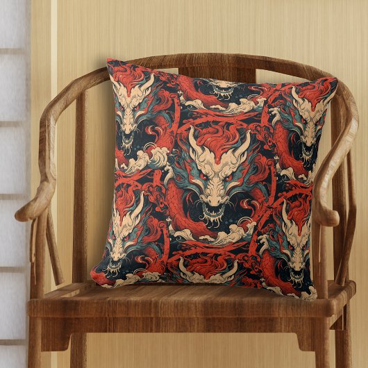 激しい中国のまたは日本のドラゴン クッション