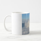 激しい勢いで飲む コーヒーマグカップ (左)