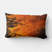 激しい火 ランバークッション (裏面)