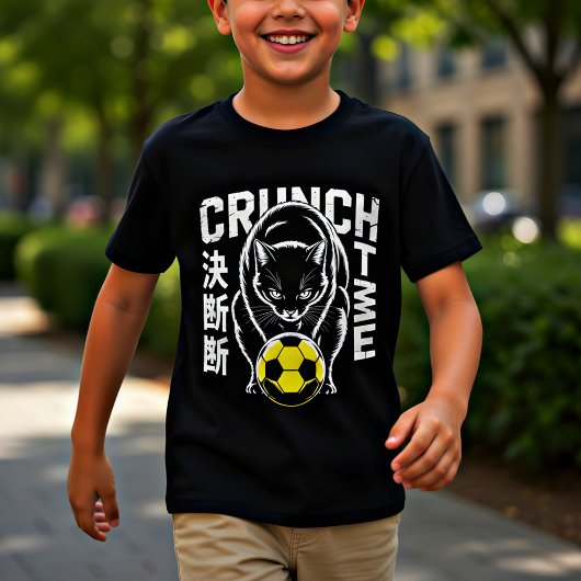 激しい猫サッカーTシャツ - アスリートへのギフト Tシャツ
