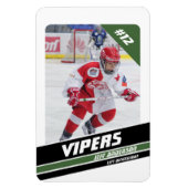 激しい緑の白にホッケープレーヤーのキープサケ マグネット (縦)