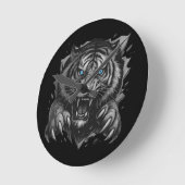 激しい虎の突破口はっきりした: & Wild ラウンド壁時計 (傾斜)