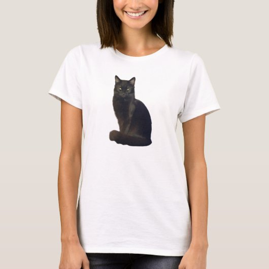 激しい視線を放つ黒猫 |あなたを見ている Tシャツ (正面)