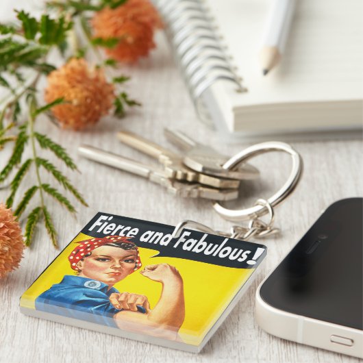 激しく素晴らしいリベッターをロージー キーホルダー (正面右)