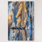 激動の波と嵐の灯台の海景 ジグソーパズル (縦)