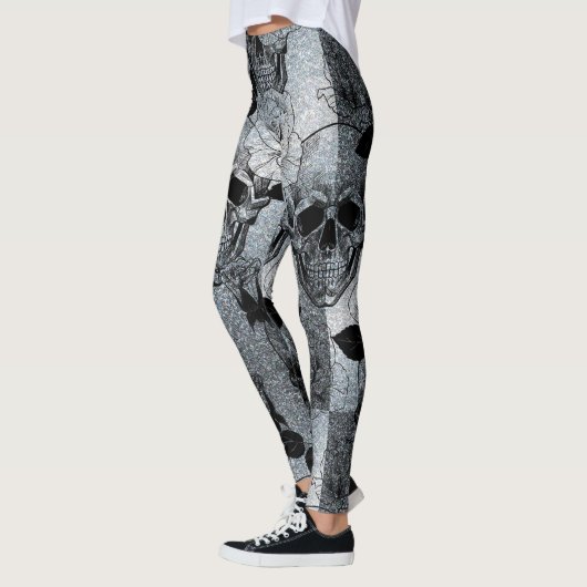 激怒のMCのレギンス レギンス (左)