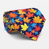 濃いカラフル青の背景の紅葉 ネクタイ (ロール)