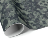 濃いグレー、緑、黒の影の迷彩画 ラッピングペーパー (ロールコーナー)