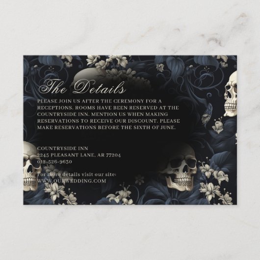 濃いゴシック様式のムーディーズスカルと花結婚の花 エンクロージャーカード (正面)